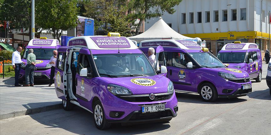 Çorum'da engelliler için 'mor taksi' uygulaması