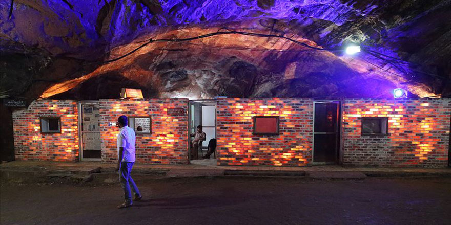 Pakistan'ın pembe tuz tünelleri: Astım, bronşit, kulak iltihabı, nefes darlığı ve alerjiye şifa