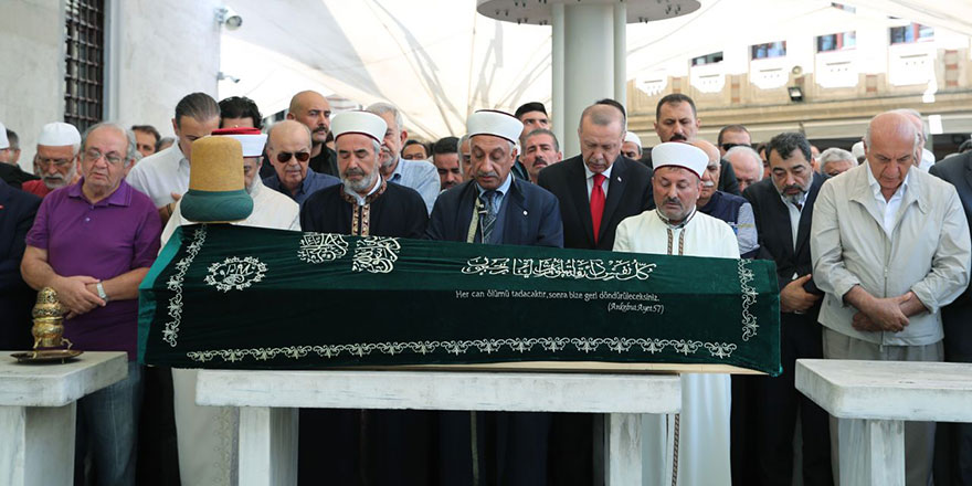 Prof. Dr. Emin Işık, son yolculuğuna uğurlandı