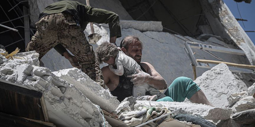 İdlib'de bombardıman altında bir Kurban Bayramı daha