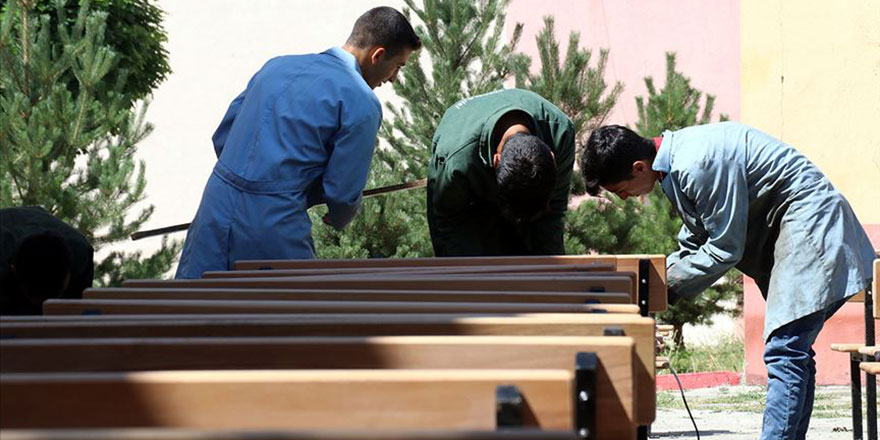 Mesleki eğitimde burs miktarında yüzde 500'lük artış