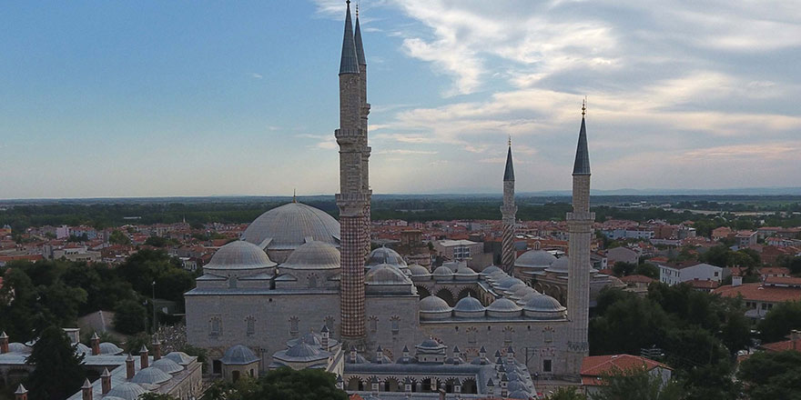 Fatih'in eğitim aldığı medresenin restorasyonu tamamlandı