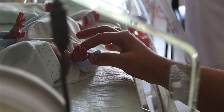 50 milyonda bir: 3 ayda 2 kez doğum yaptı 