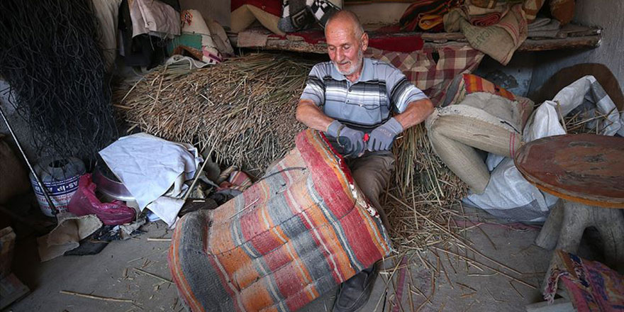 Yük hayvanlarına 70 yıldır 'kürtün' yapıyor