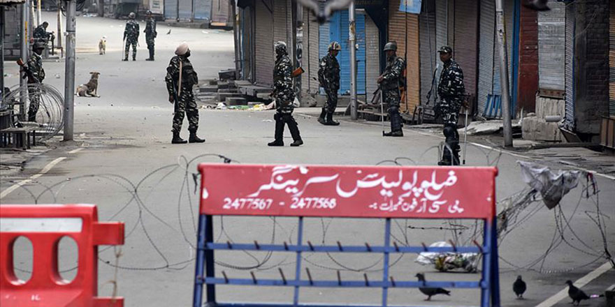 Hindistan, Cammu Keşmir'deki kısıtlamaları hafiflettiğini duyurdu