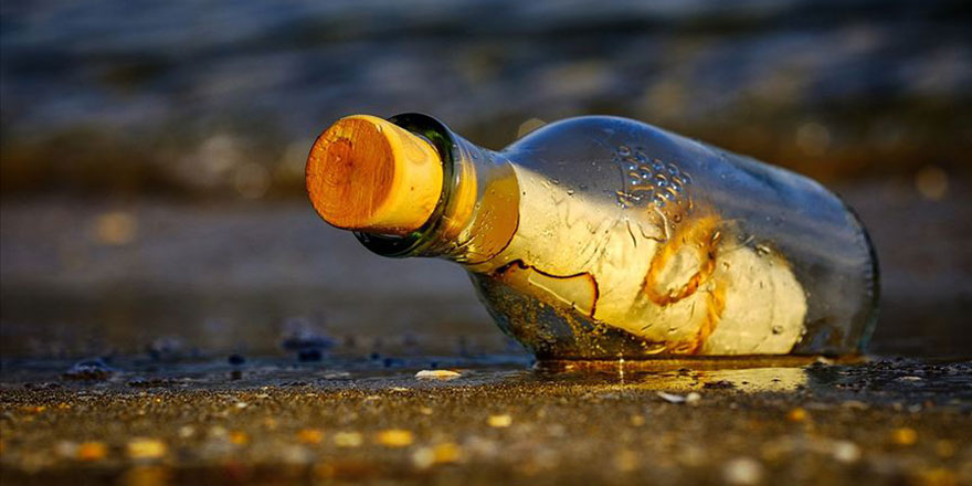 50 yıl önce yazılıp şişe içinde denize atılan mektup bulundu