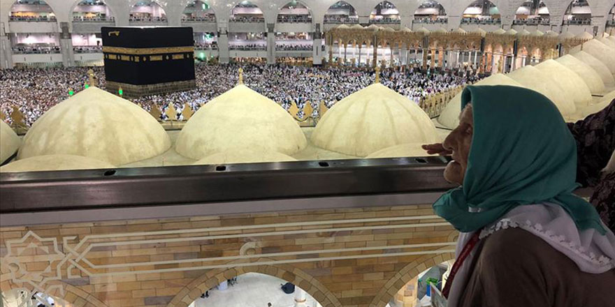Hacca gitmek için 100 sene bekledi ve gitti