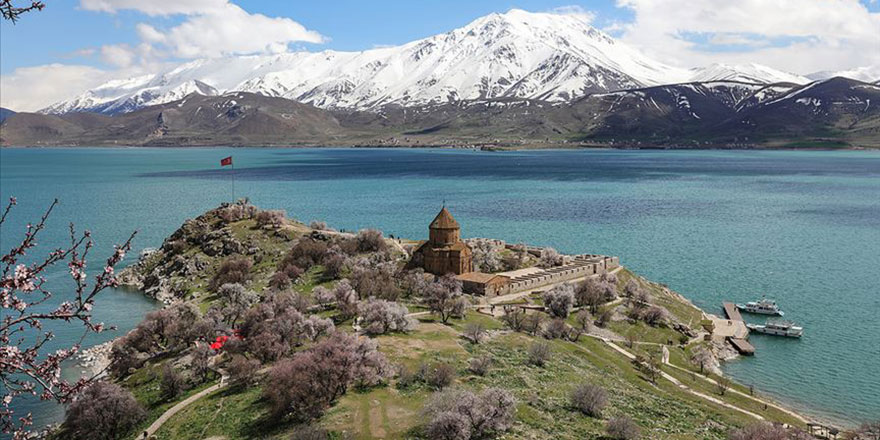 Akdamar Kilisesi 7'nci ayine hazır