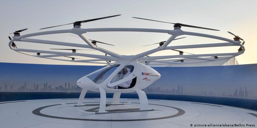 "Uçan taksi" ilk kez havalandı