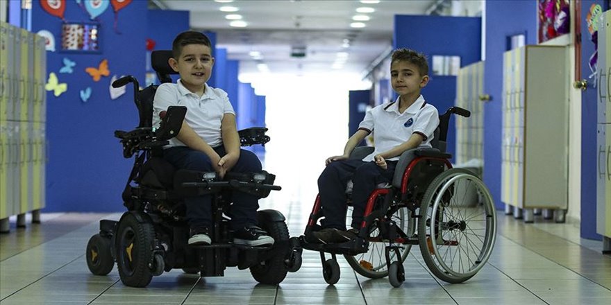 Engellerini aşarak BİLSEM'e girmeye hak kazandılar