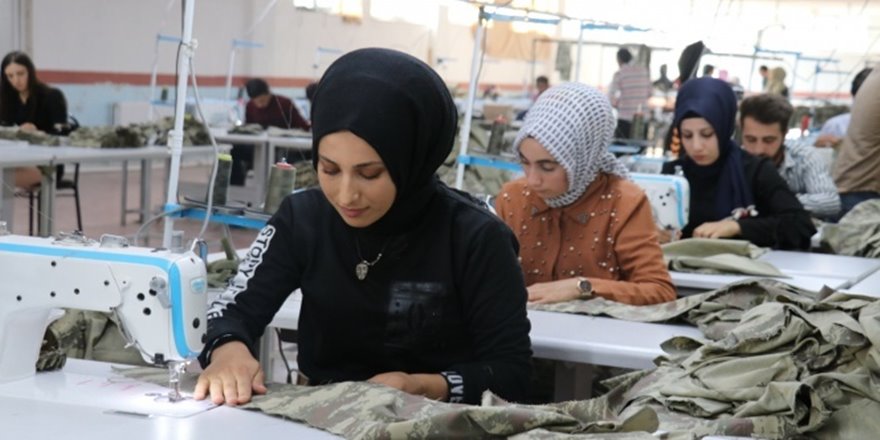 Tekstil fabrikasına dönüştürülen cezaevi 150 kişiye ekmek kapısı oldu