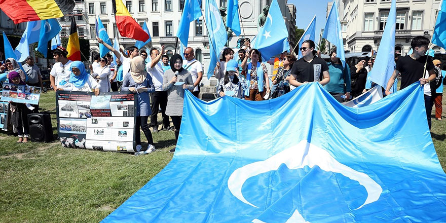 Çin'deki eğitim kampı değil Nazi kampı