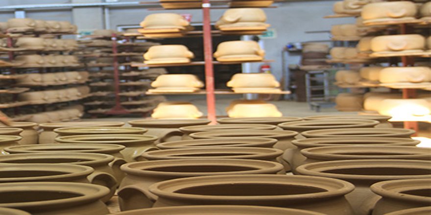 8 arkadaşın kurduğu fabrikadan 18 ülkeye çömlek ihracatı