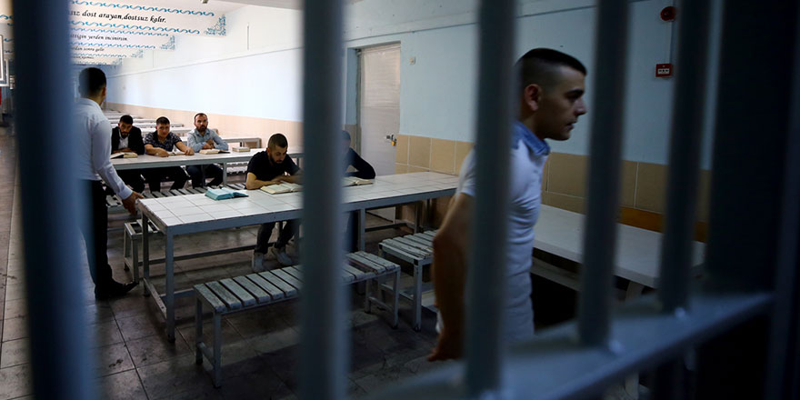 Cezaevlerinde lise ve mesleki eğitim merkezleri açılacak
