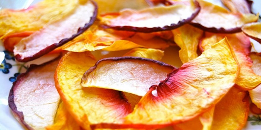 'Abur cuburlar çocuklarda reflüyü tetikleyebilir'