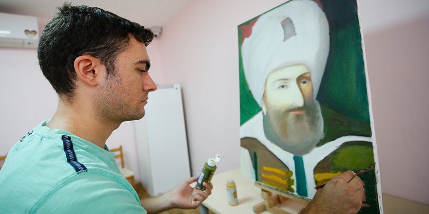 Otizmli genç mücadeleci ruhuyla örnek oluyor