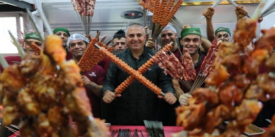 Adana'da 3 günde 30 ton et tüketildi