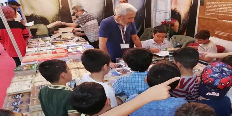 9 yaşında 4 kitap yazdı