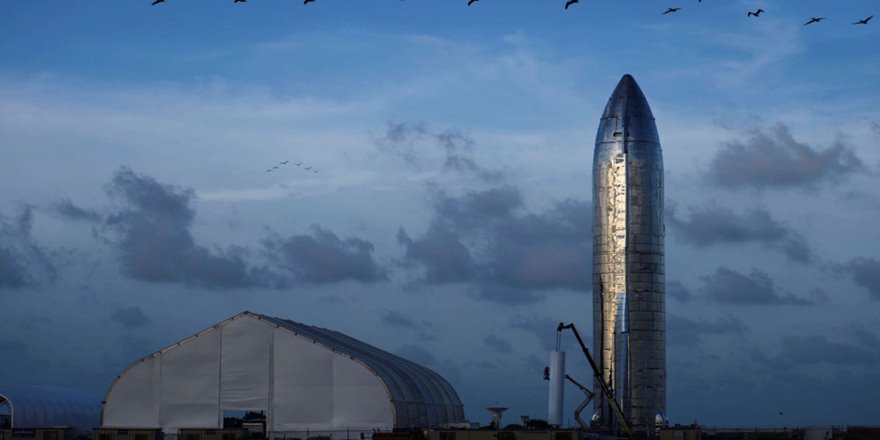 SpaceX, Noca-C uzay aracını 2021'de Ay'a fırlatacak