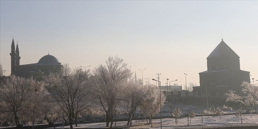 Doğu'da sıcaklık sıfırın altına düştü
