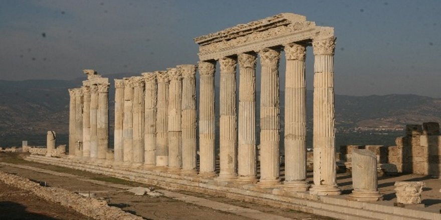 Tarihteki ilk kentlerden biri olan Laodikya istenen ilgiyi göremedi