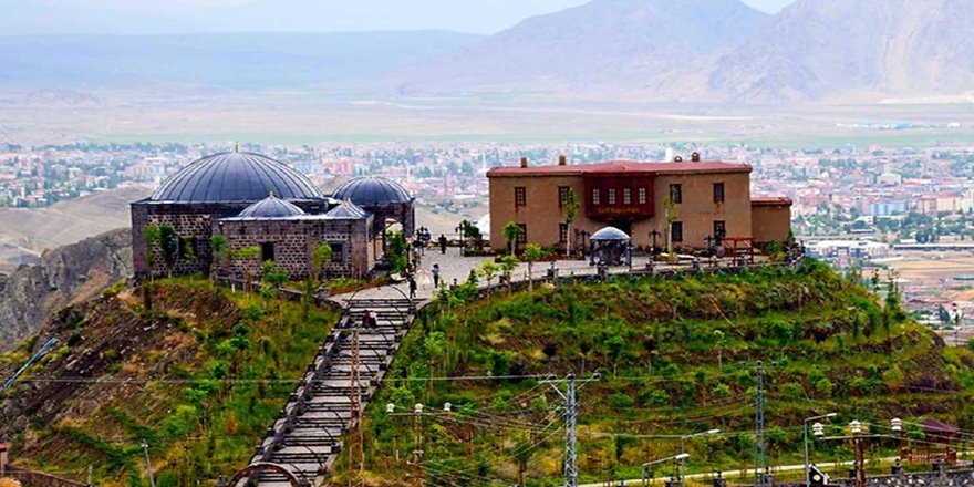 ​Ahmed-i Hani Müzesi 3 bin yıllık geçmişe ışık tutuyor