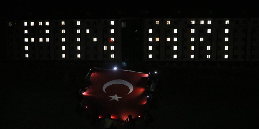 Üniversite öğrencilerinden Barış Pınarı Harekatı'na destek