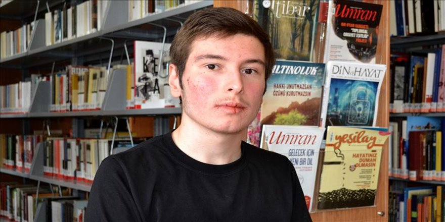 İmam Hatipli genç, turistin Müslüman olmasını vesile oldu