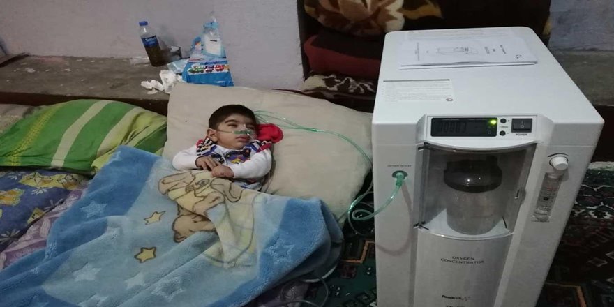 Kızılay Suriyeli ailenin derdine derman oldu