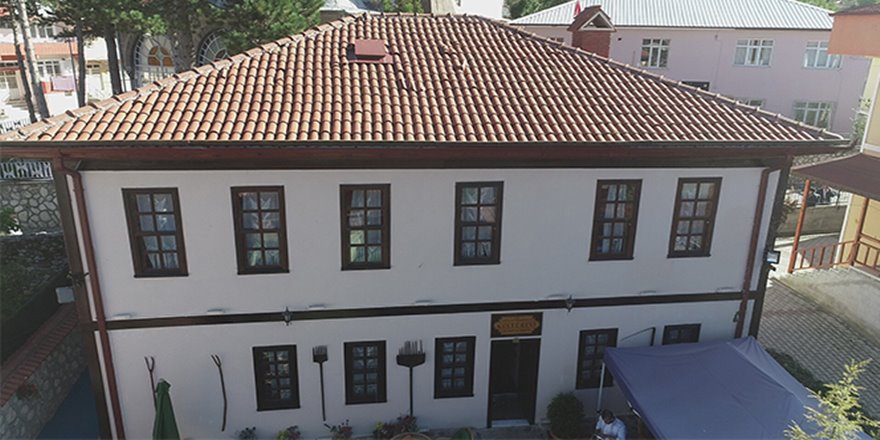130 yıllık konakta tarihe yolculuk
