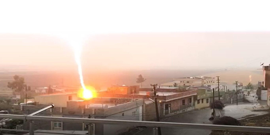 Yıldırım düşme anı cep telefonuyla kaydedildi