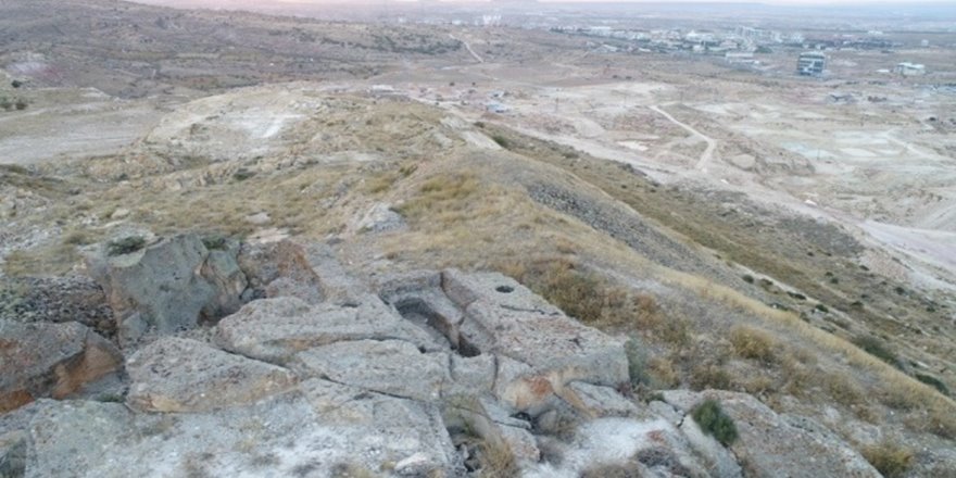 Kapadokya'da 2 bin yıllık Roma mezarları talan edildi