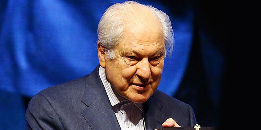 Nuri Pakdil: Ne mutlu Müslümanım diyene!