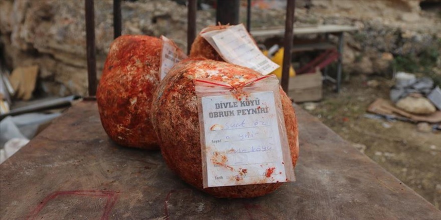 'Yerli Rokfor' sofralardaki yerini almaya başladı