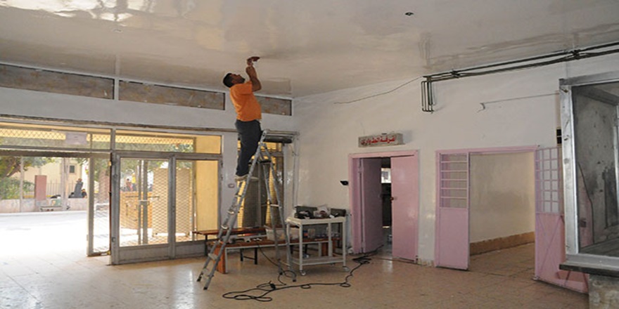 Tel Abyad'da teröristlerin yaktığı hastane onarılıyor