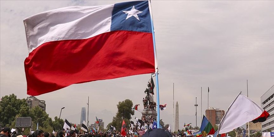 Şili'de ilan edilen 'acil durum' kaldırılıyor