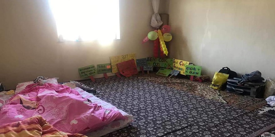 Lösemi hastasına ortopedik yatak hediye edildi