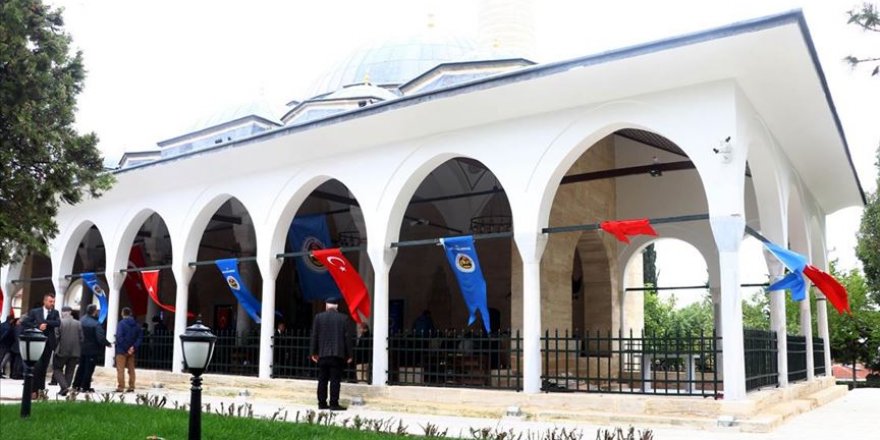 Mimar Sinan'ın eseri Rüstem Paşa camisi ibadete açıldı