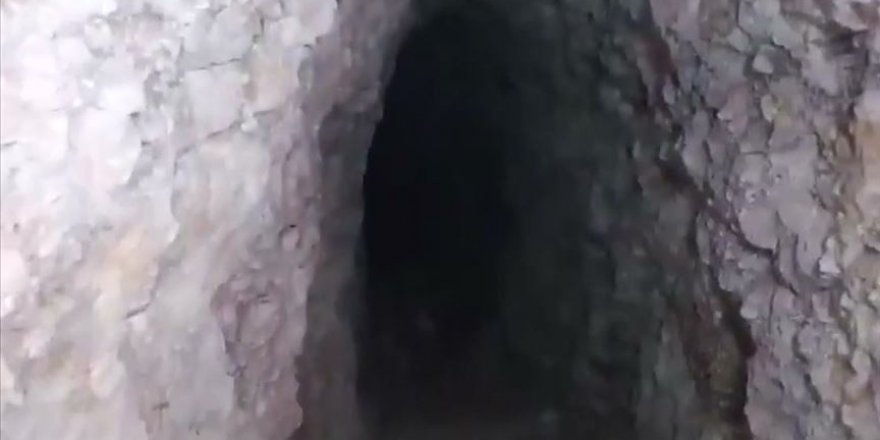 Tel Abyad'da teröristlerce kullanılan binaya açılan tünel tespit edildi