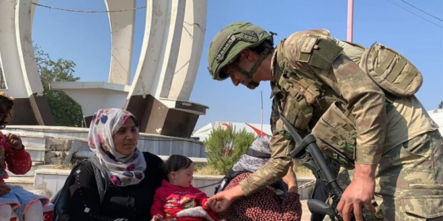 Türk Kızılayı'ndan Tel Abyad'a mobil klinik