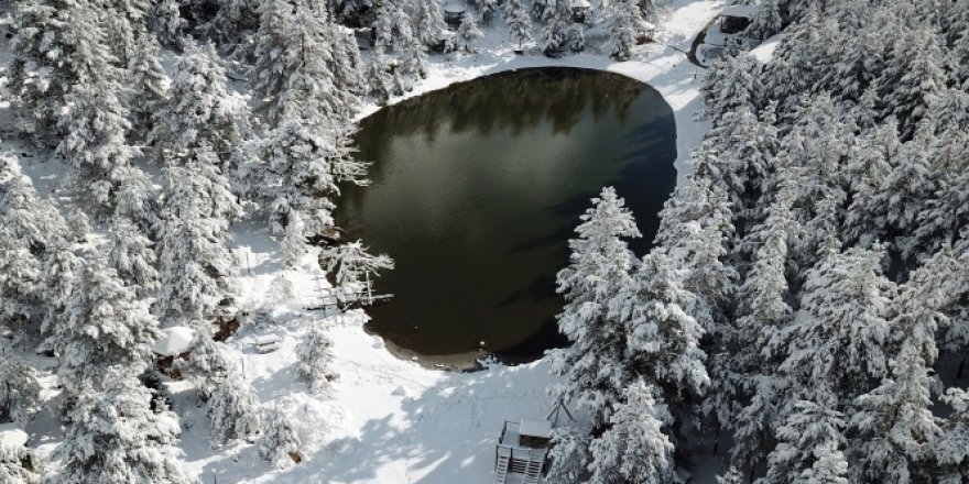 Beyazın en çok yakıştığı yer: Limni Gölü