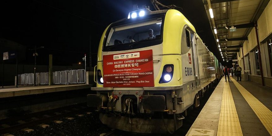 Marmaray'dan tarihi geçiş