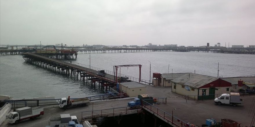 Dünyanın ilk açık deniz petrol platformu Neft Taşları 70 yaşında