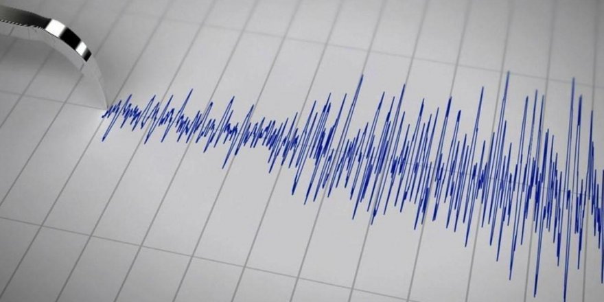 İran'da 5,6 büyüklüğünde deprem