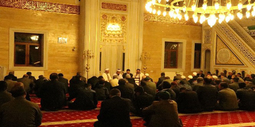 Bediüzzaman Ulu Camii'nde Türkçe ve Kürtçe Mevlid-i Şerif okundu