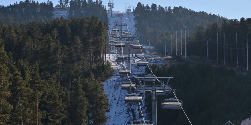 Cıbıltepe Kayak Merkezi'nin modern telesiyeji sezona hazır