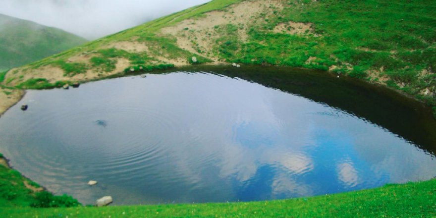 Dipsiz Göl'ün suyu, define kazısı için tahliye edildi