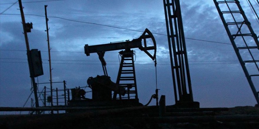 İran'da 53 milyar varil petrol rezervi keşfedildi