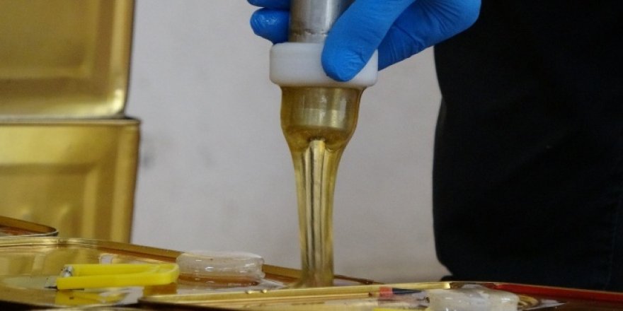 Sahte bal, arıcıların emeğini çalıyor, gerçek balın pazarlanmasını etkiliyor