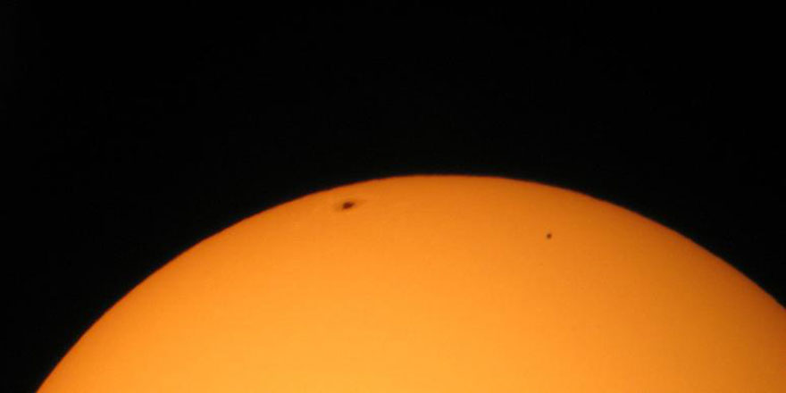 Nadir gerçekleşen olay: Merkür, Güneş ile Dünya arasında